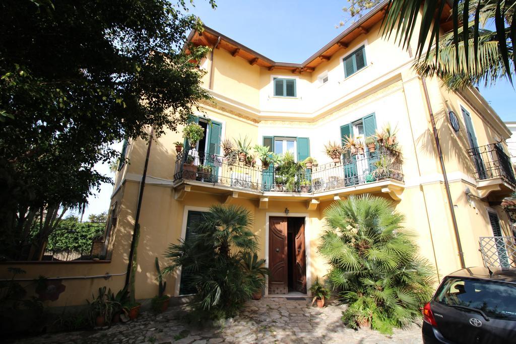 Sara Accommodation Тропея Экстерьер фото